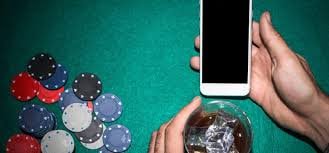 bb999 প্ল্যাটফর্মে বাংলাদেশের খেলোয়াড়রা মোবাইলে গেমিং উপভোগ করছেন